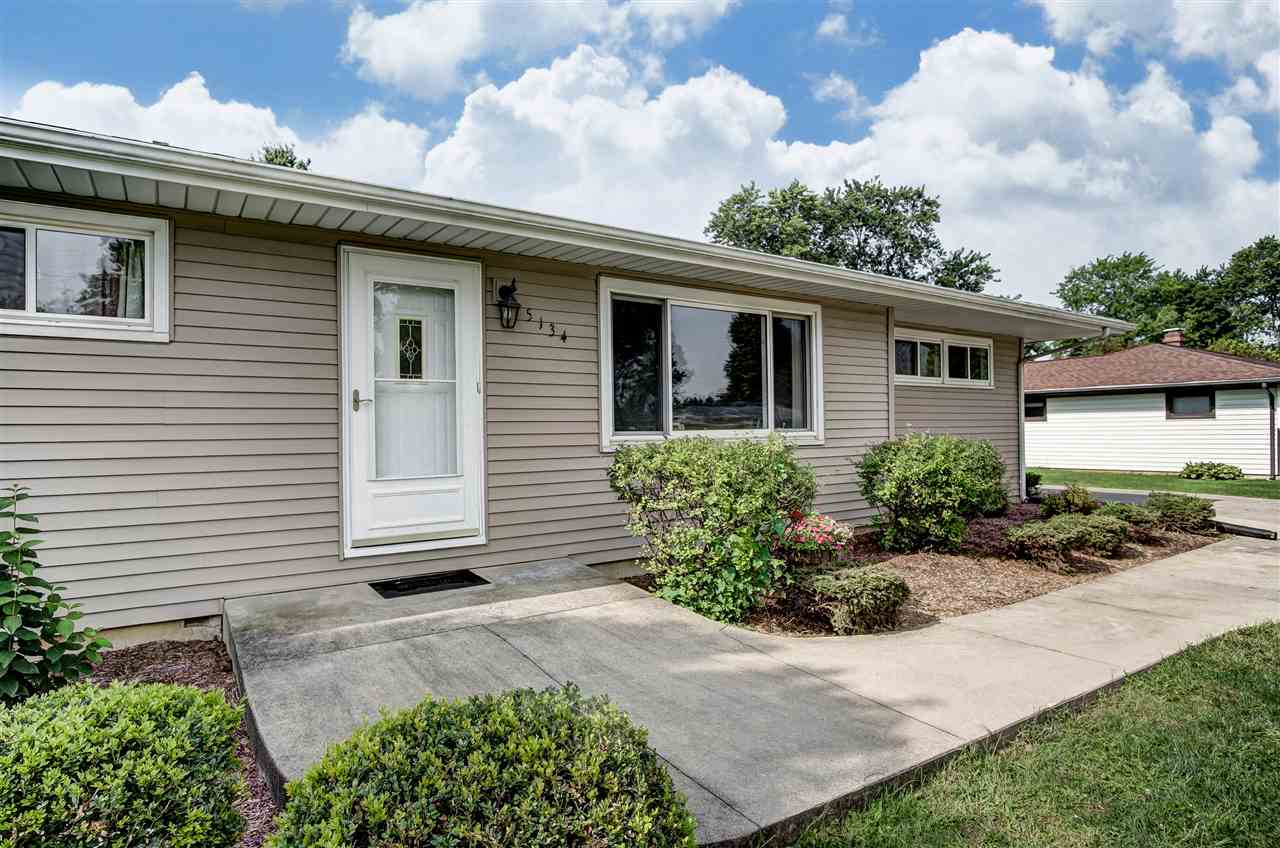 5134 Ann Hackley Road Fort Wayne, IN 46835 - Photo 3 of 27 Gallery Image 3