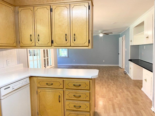 3911 Robinhood Road Valdosta, GA 31606 - Photo 6 of 39 Gallery Image 6