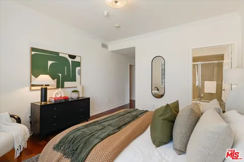 $1,299,000 | 107 North Swall Drive, Unit 303, Los Angeles, CA 90048