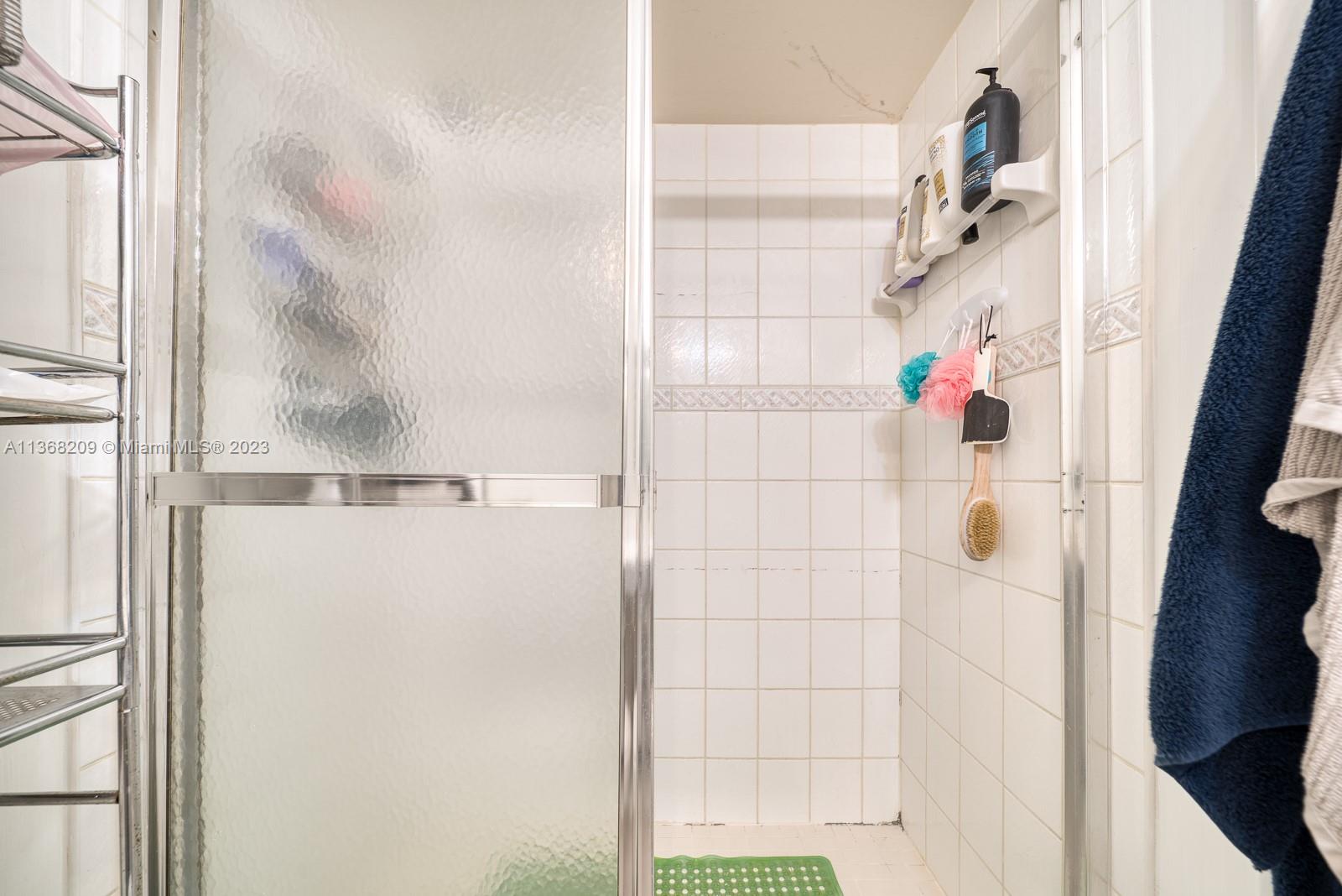 10737 Southwest 113th Place, Unit D106 Miami, FL 33176 - Photo 18 of 55