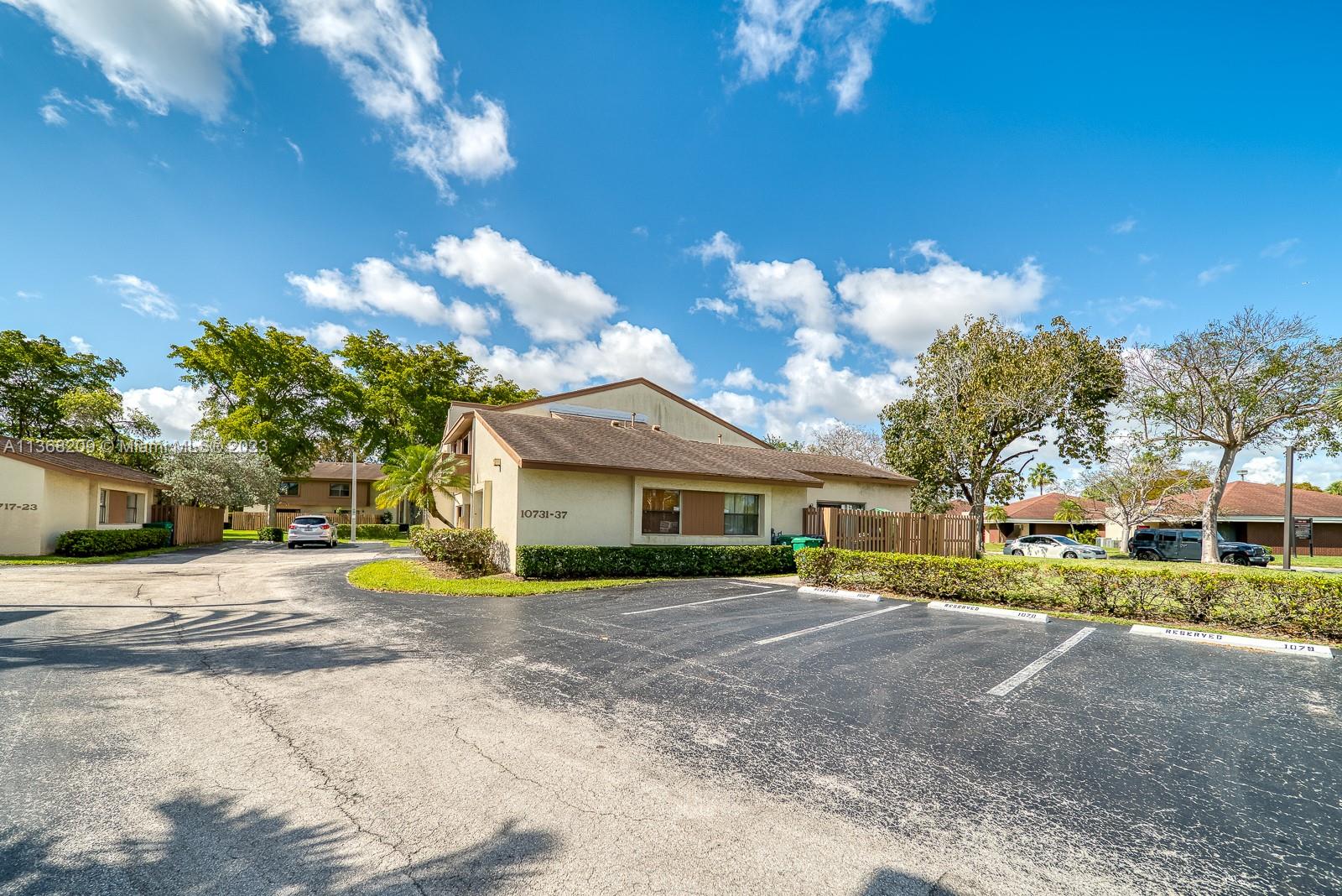 10737 Southwest 113th Place, Unit D106 Miami, FL 33176 - Photo 32 of 55