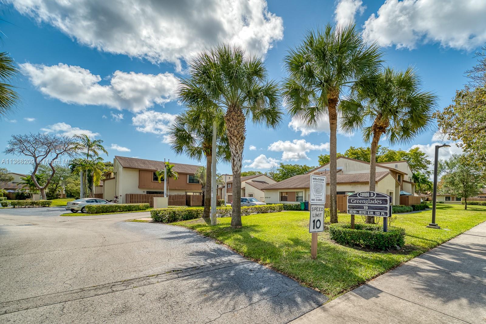 10737 Southwest 113th Place, Unit D106 Miami, FL 33176 - Photo 33 of 55