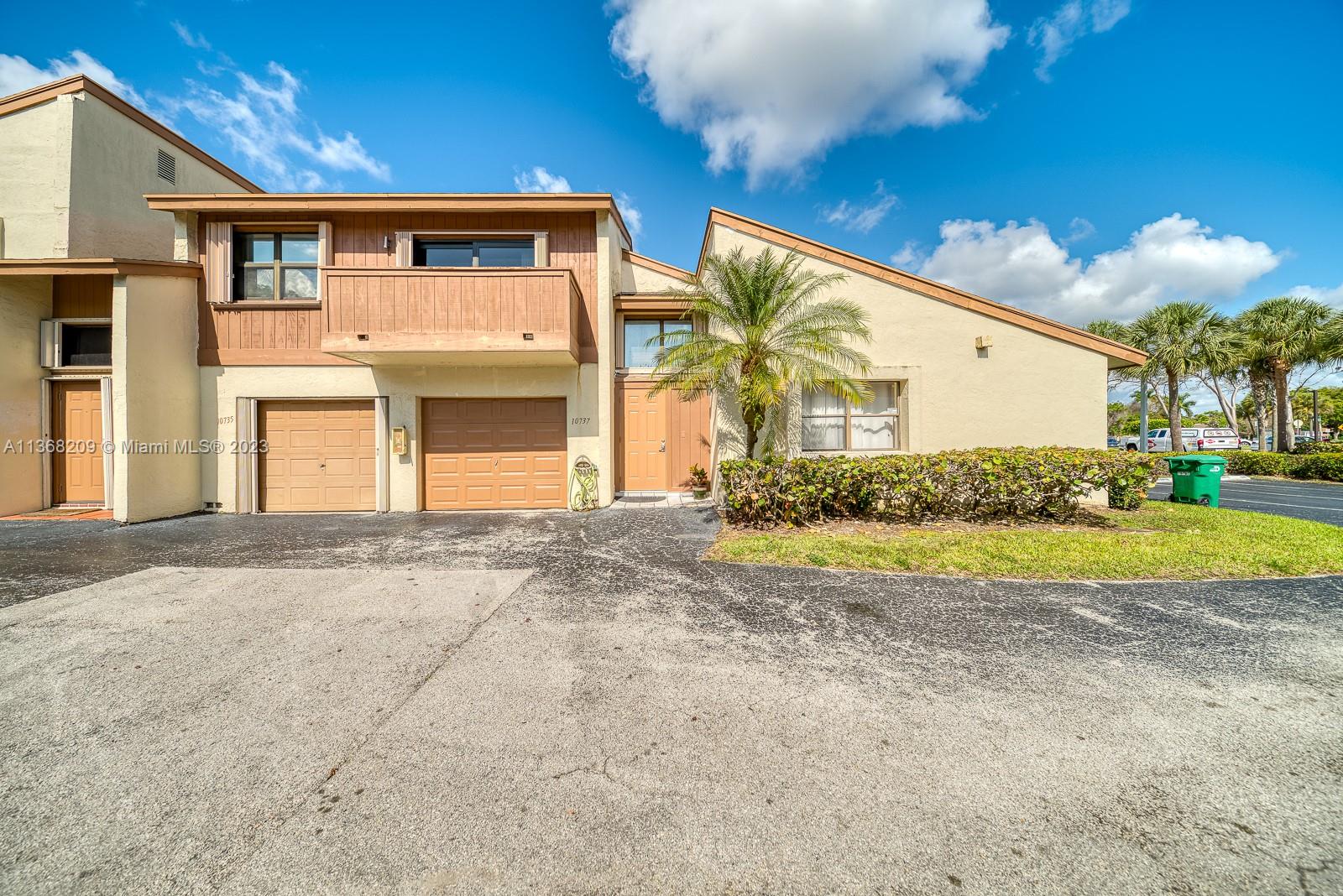 10737 Southwest 113th Place, Unit D106 Miami, FL 33176 - Photo 4 of 55