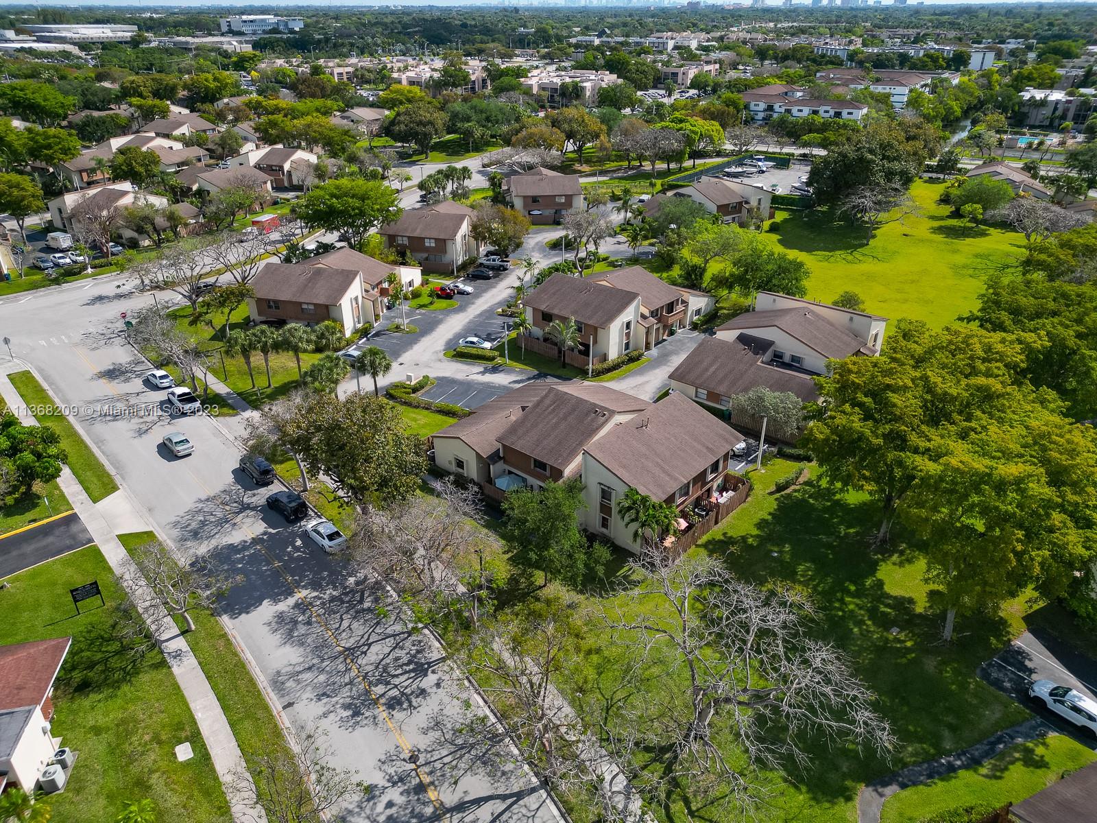 10737 Southwest 113th Place, Unit D106 Miami, FL 33176 - Photo 44 of 55