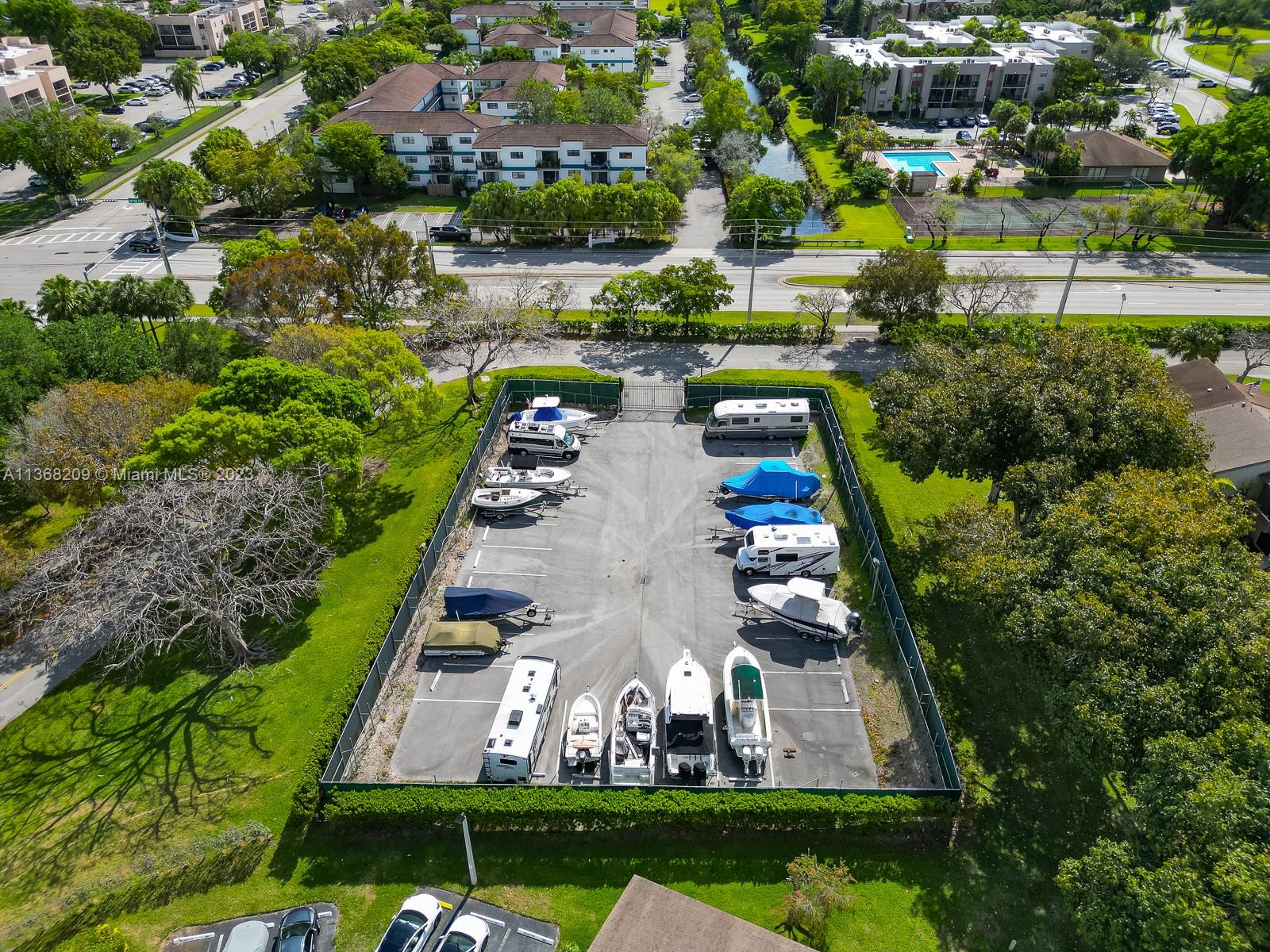 10737 Southwest 113th Place, Unit D106 Miami, FL 33176 - Photo 49 of 55