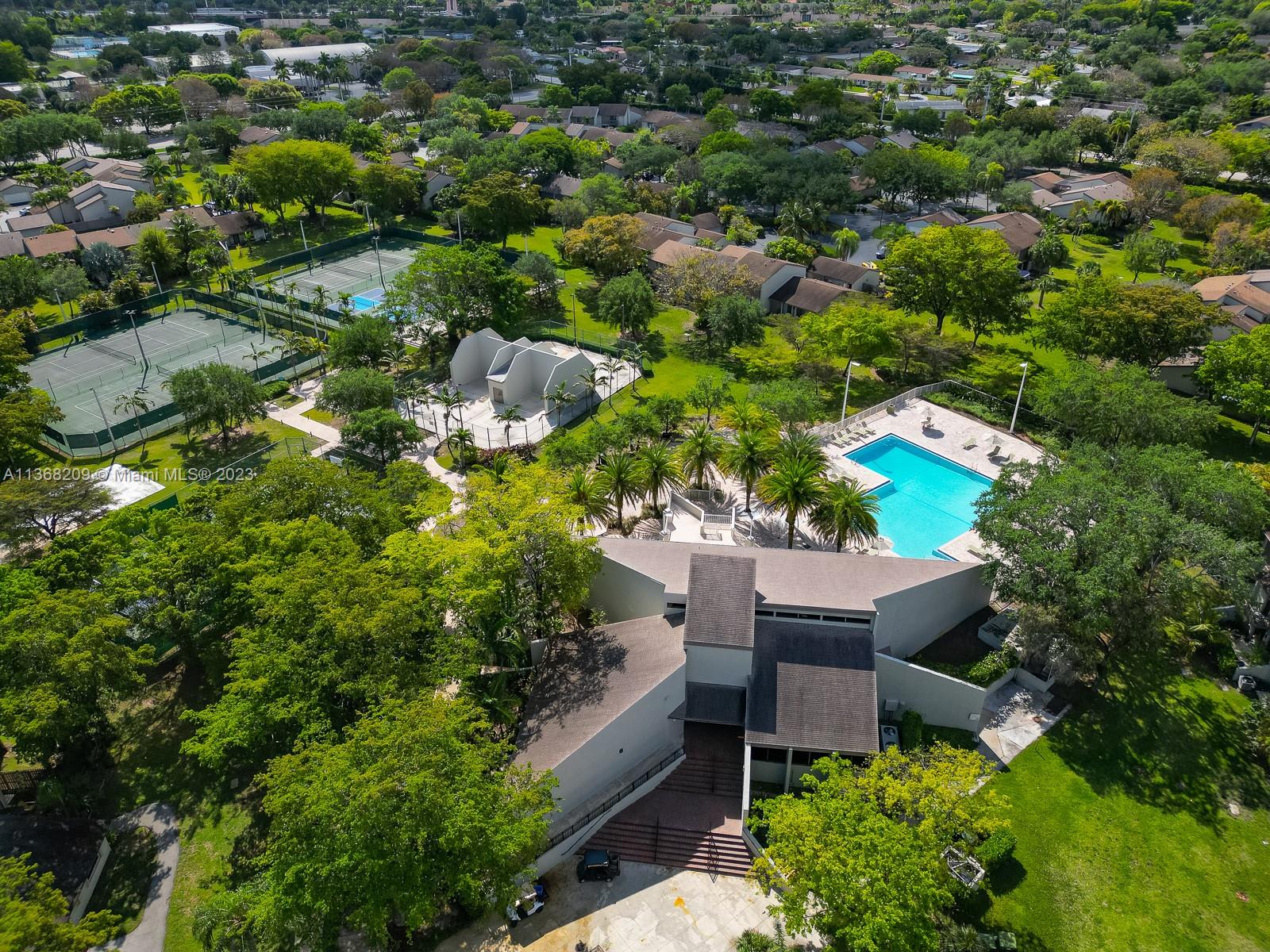 10737 Southwest 113th Place, Unit D106 Miami, FL 33176 - Photo 51 of 55