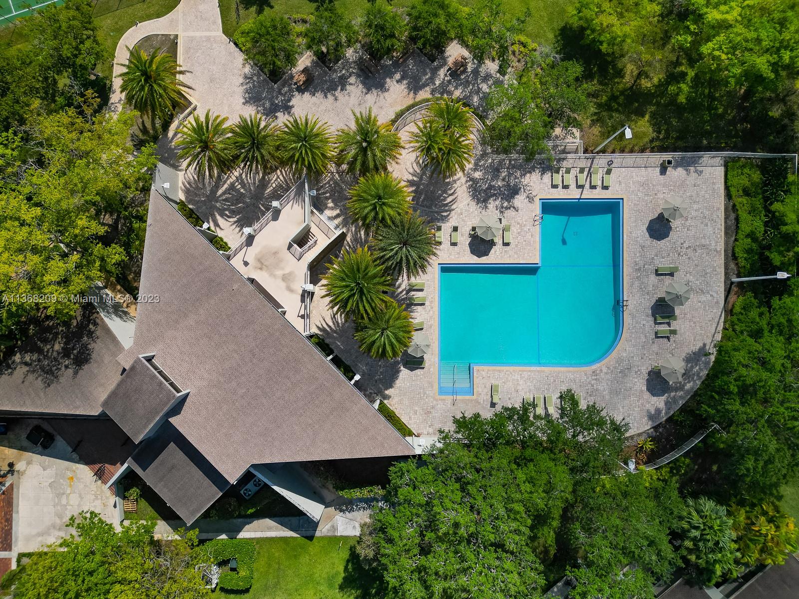 10737 Southwest 113th Place, Unit D106 Miami, FL 33176 - Photo 52 of 55