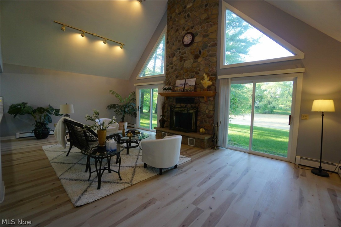 14543 Ensign Road Burton, OH 44021 - Photo 4 of 32