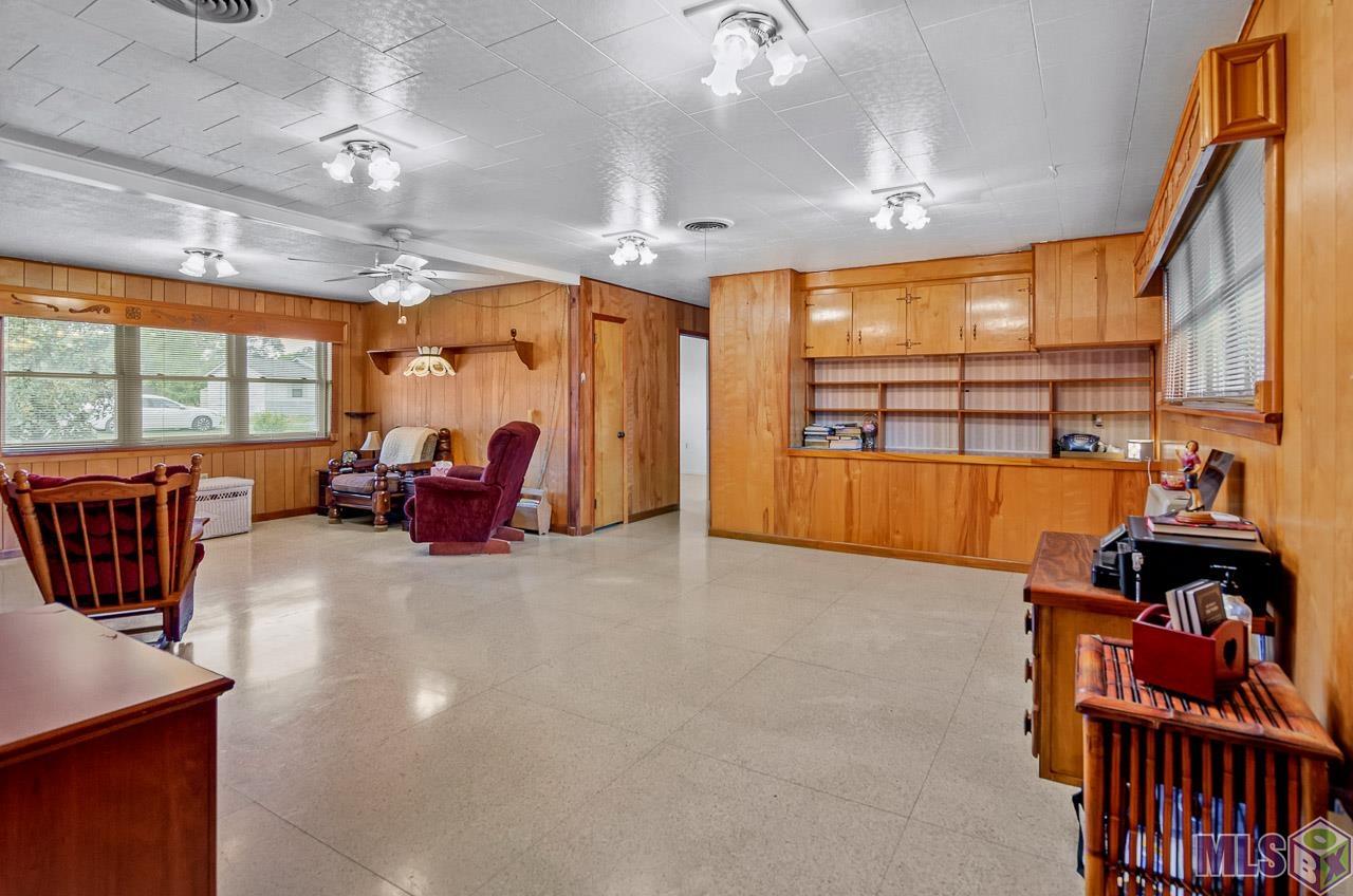 13116 Harold Road Gonzales, LA 70737 - Photo 4 of 19 Gallery Image 4