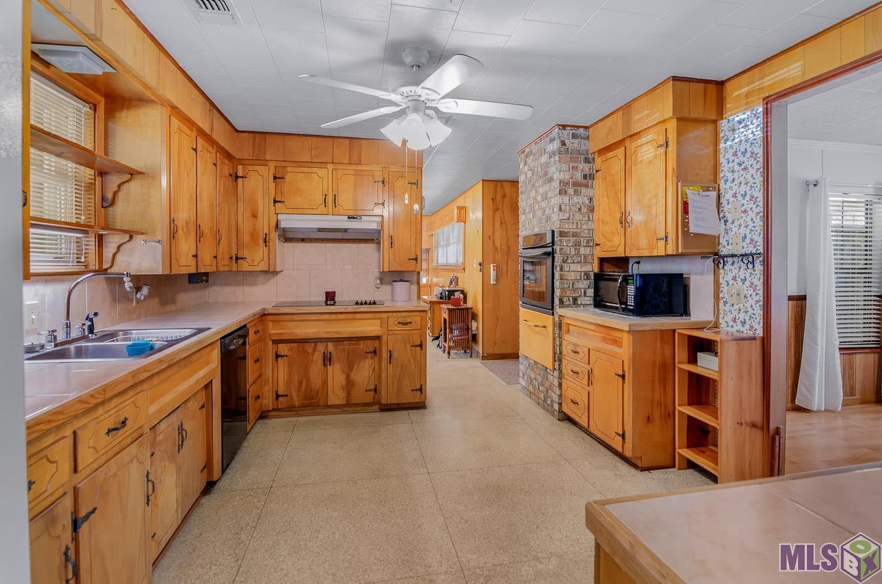 13116 Harold Road Gonzales, LA 70737 - Photo 7 of 19 Gallery Image 7