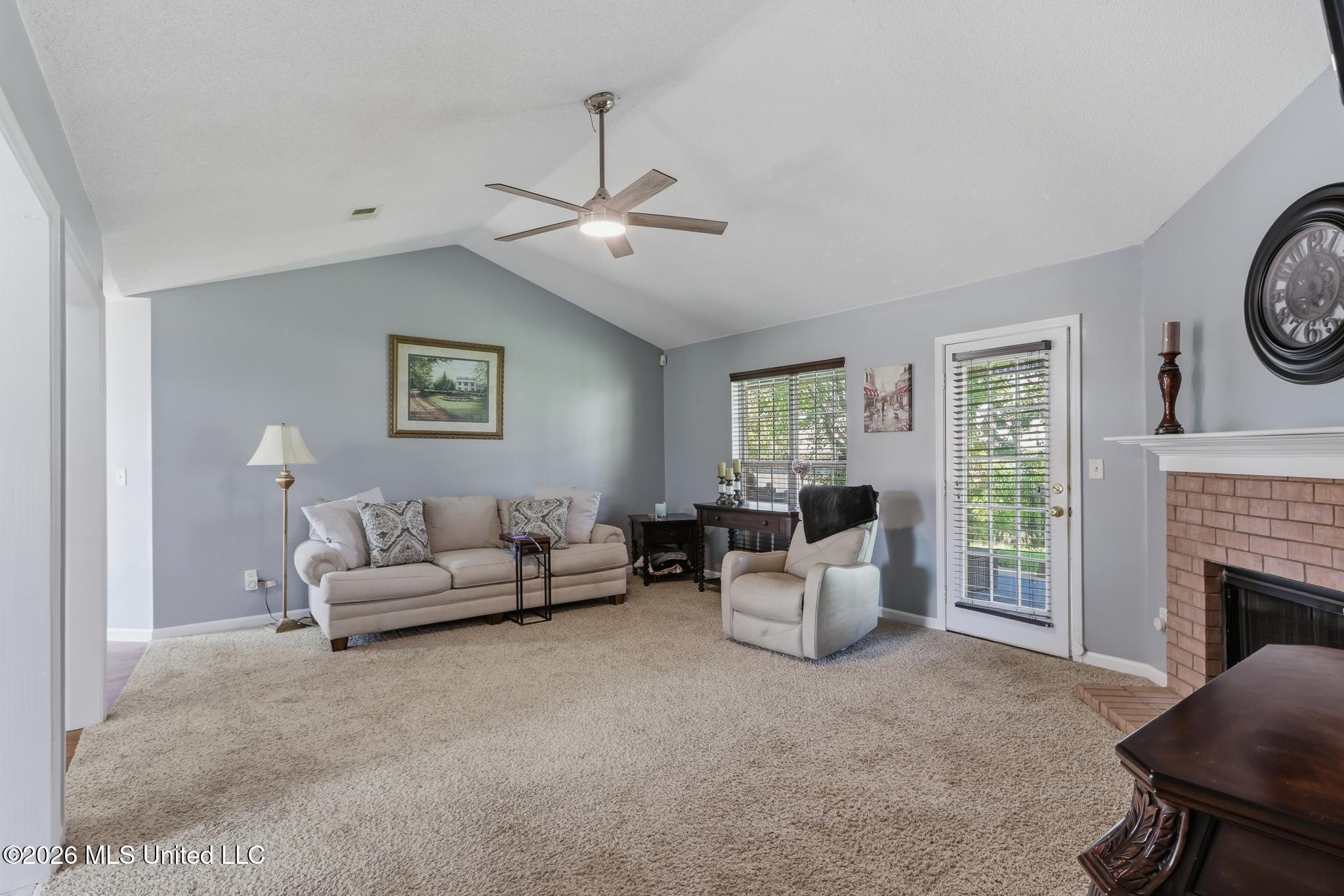 6289 Sandbourne West Olive Branch, MS 38654 - Photo 7 of 43 6289SandbourneEast_08