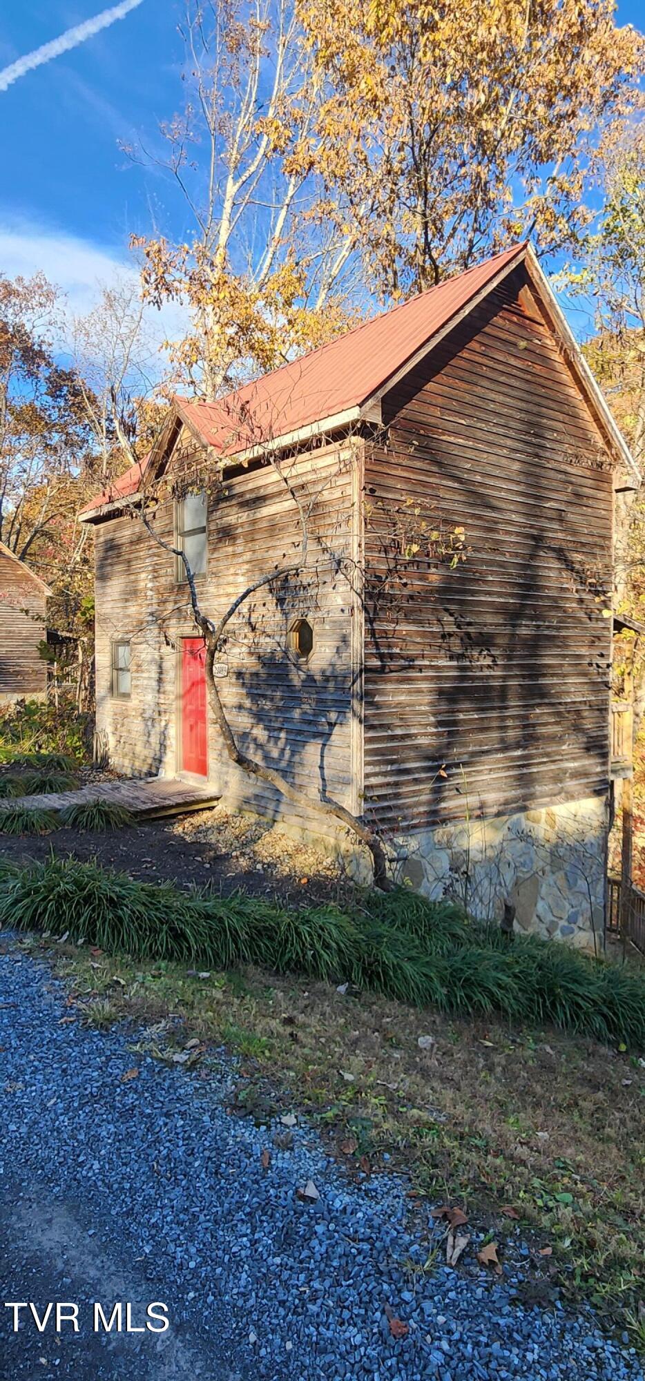 22089 Parks Mill Road Abingdon, VA 24211 - Photo 18 of 35 20251104_154115