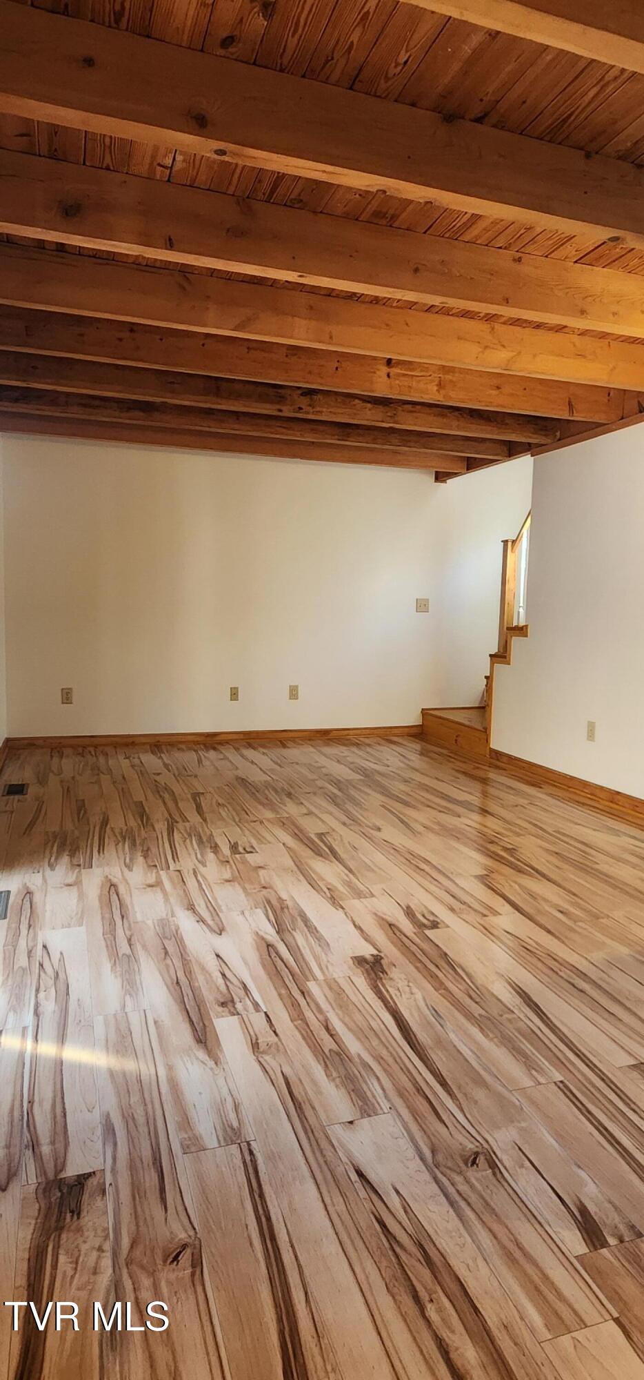 22089 Parks Mill Road Abingdon, VA 24211 - Photo 3 of 35 20251104_154314