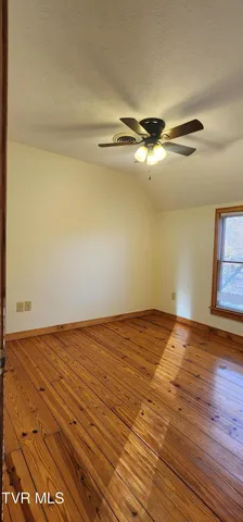 $1,550 | 22089 Parks Mill Road, Abingdon, VA 24211