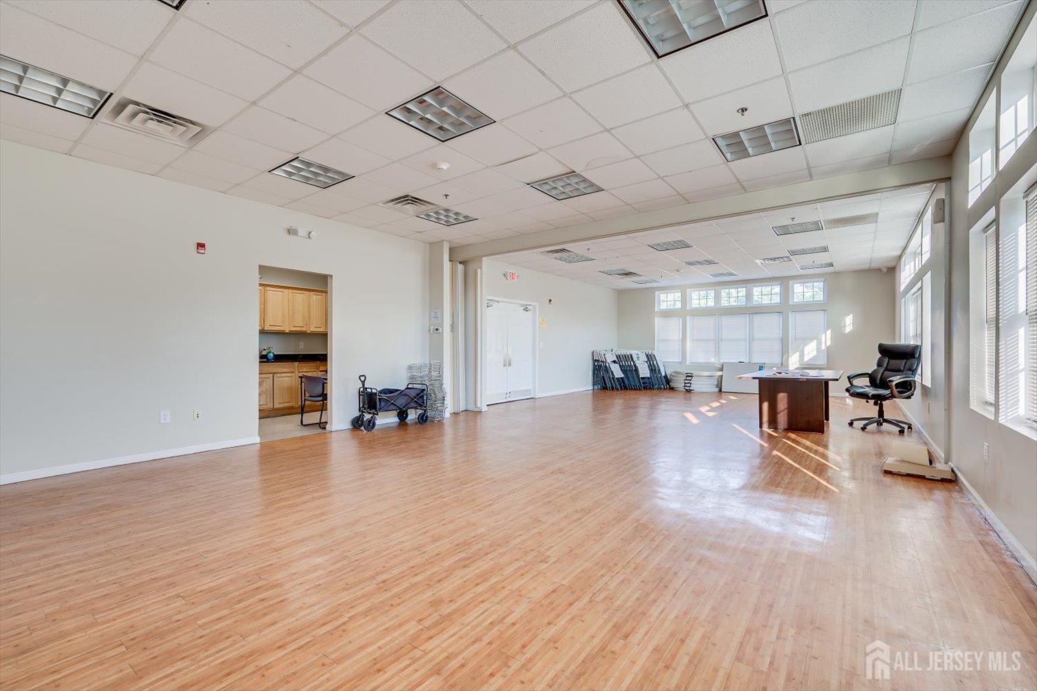 525 Edpas Road New Brunswick, NJ 08901 - Photo 36 of 39