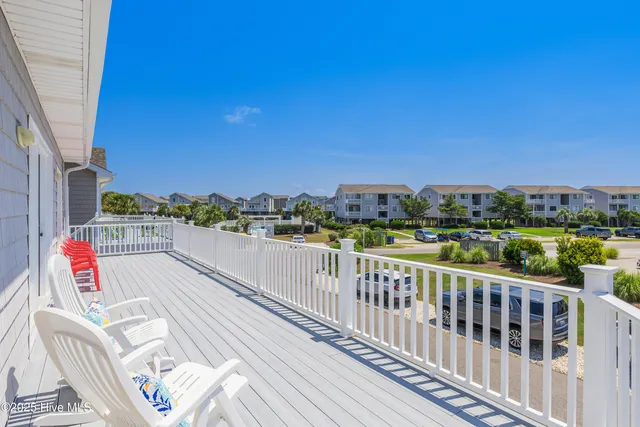 $818,000 | 2 Egret Court Southwest, Ocean Isle Beach, NC 28469
