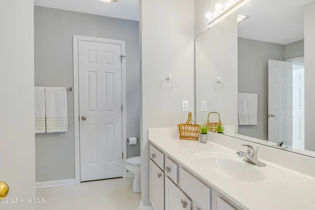 $818,000 | 2 Egret Court Southwest, Ocean Isle Beach, NC 28469