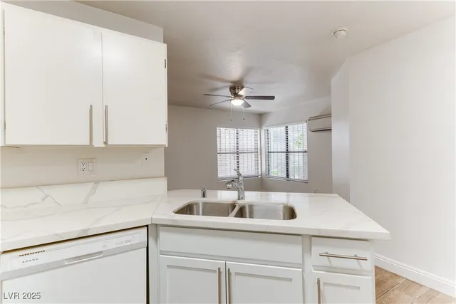 $1,244 | 510 Elm Drive, Unit 105, Las Vegas, NV 89169