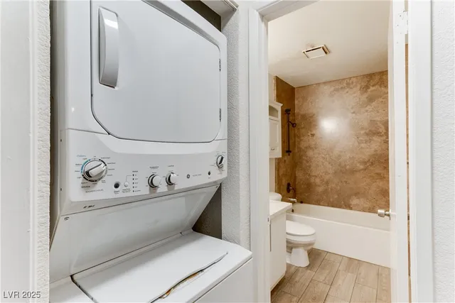 $1,244 | 510 Elm Drive, Unit 105, Las Vegas, NV 89169