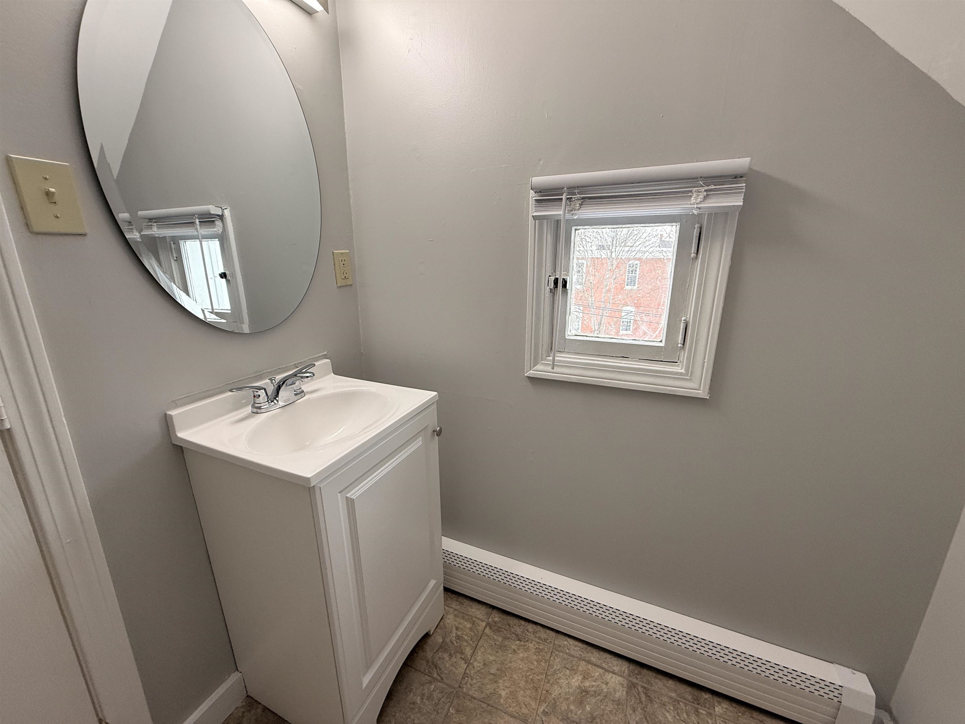 62 Ferry Street, Unit 3 Manchester, NH 03102 - Photo 25 of 30