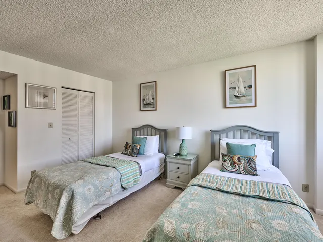 $5,000 | 3420 South Ocean Boulevard, Unit 11R, Highland Beach, FL 33487
