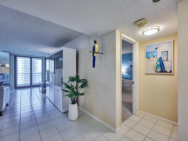 $5,000 | 3420 South Ocean Boulevard, Unit 11R, Highland Beach, FL 33487