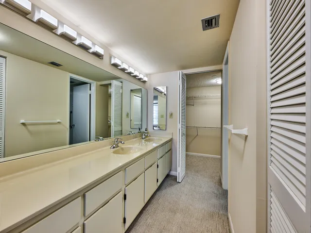 $5,000 | 3420 South Ocean Boulevard, Unit 11R, Highland Beach, FL 33487