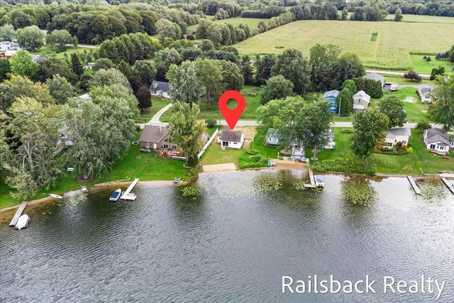 $319,900 | 2747 Van Dyke Street, Conklin, MI 49403