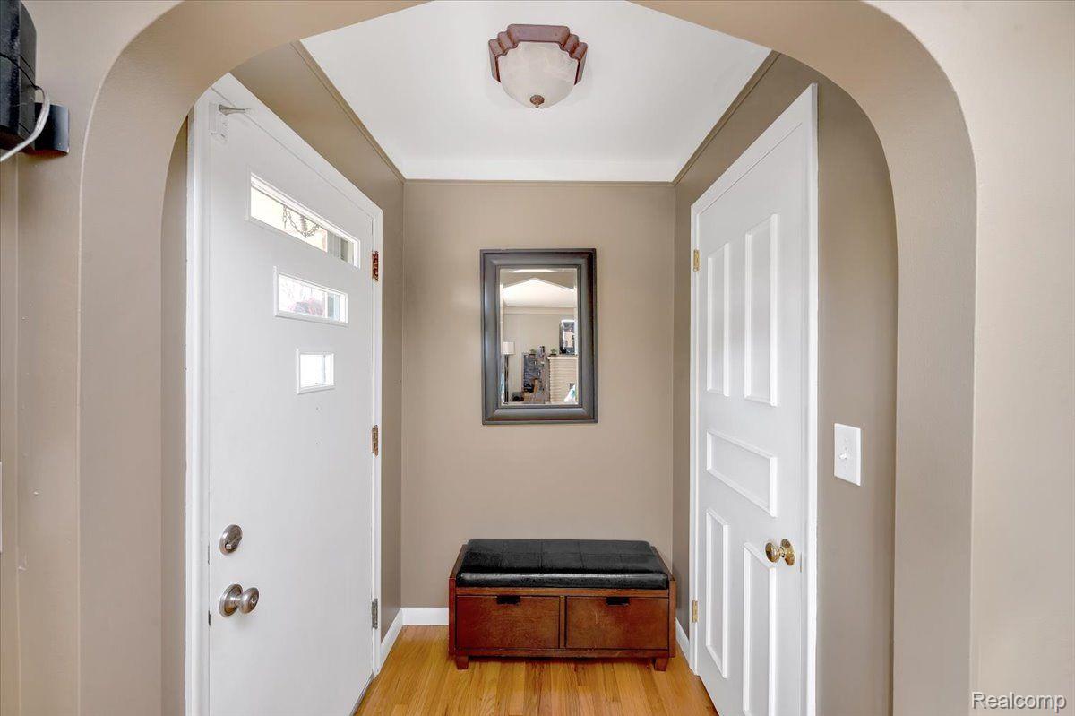 198 Benjamin Street Romeo, MI 48065 - Photo 12 of 40 Gallery Image 12