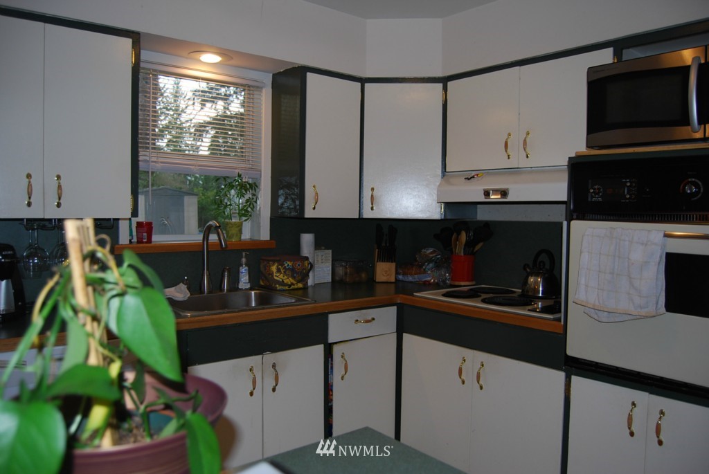 24120 3rd Place West Bothell, WA 98021 - Photo 2 of 11