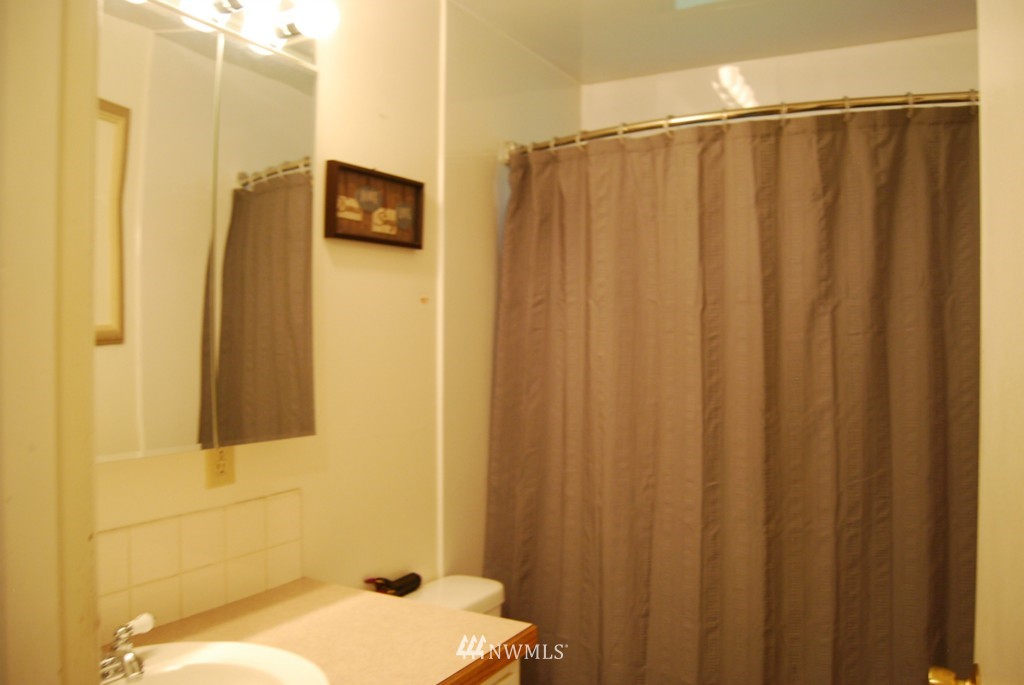 24120 3rd Place West Bothell, WA 98021 - Photo 8 of 11