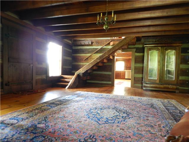 275 Rock Bridge Road Gallatin, TN 37066 - Photo 8 of 16 a view of an entryway
