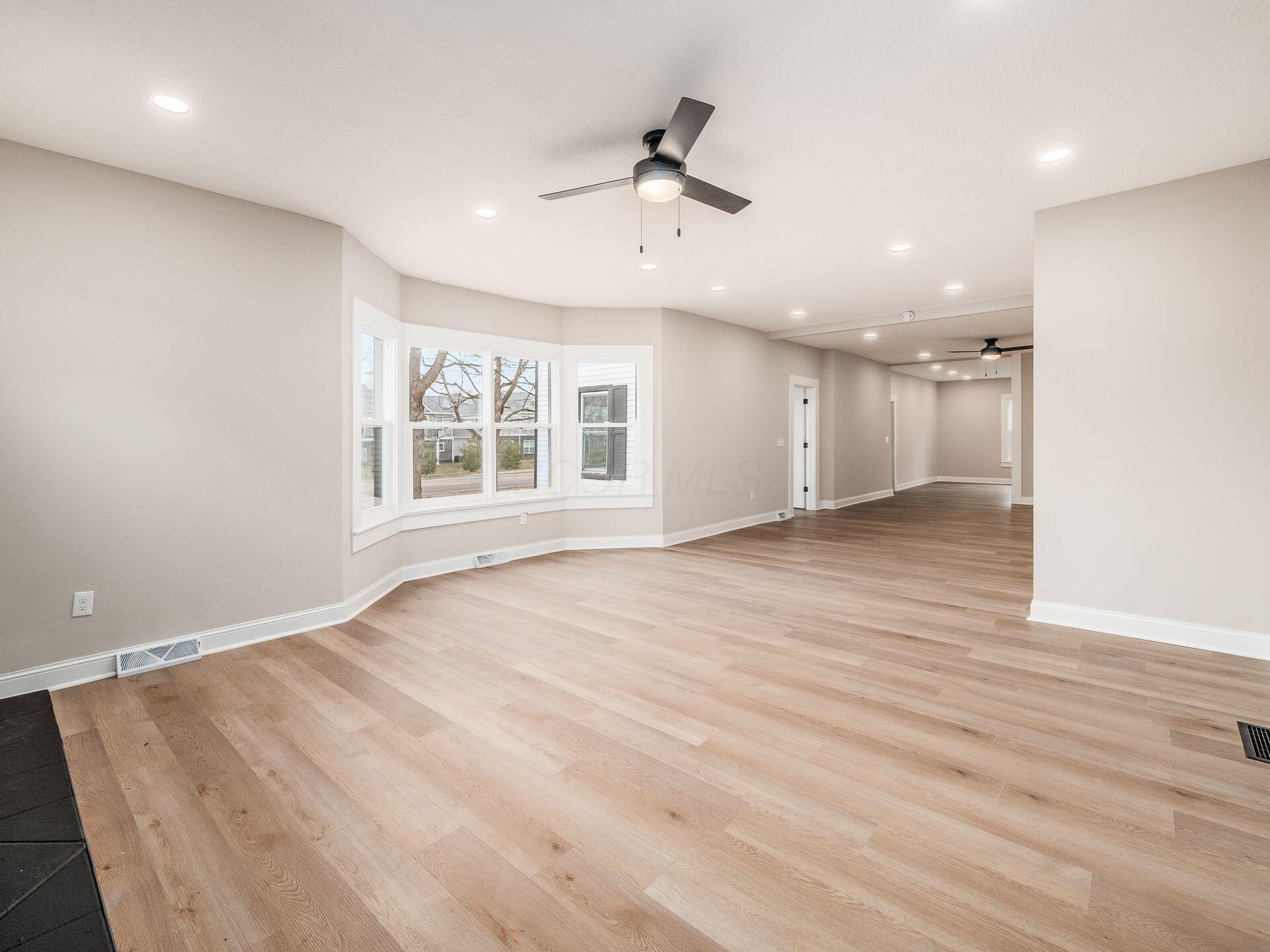 2409 Stratford Road Delaware, OH 43015 - Photo 20 of 50 Family Room