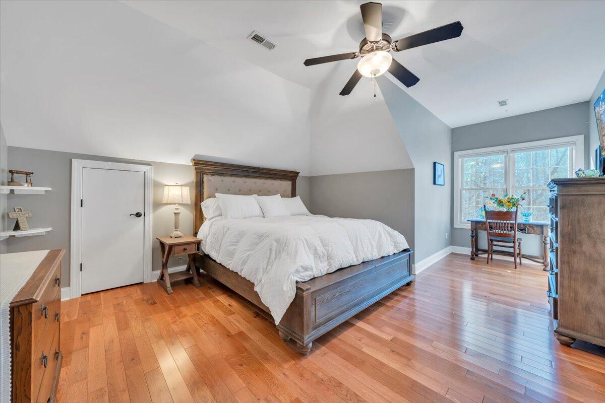 5565 Carons View Lane Roanoke, VA 24014 - Photo 60 of 118 Upstairs 2nd Spacious Bedroom