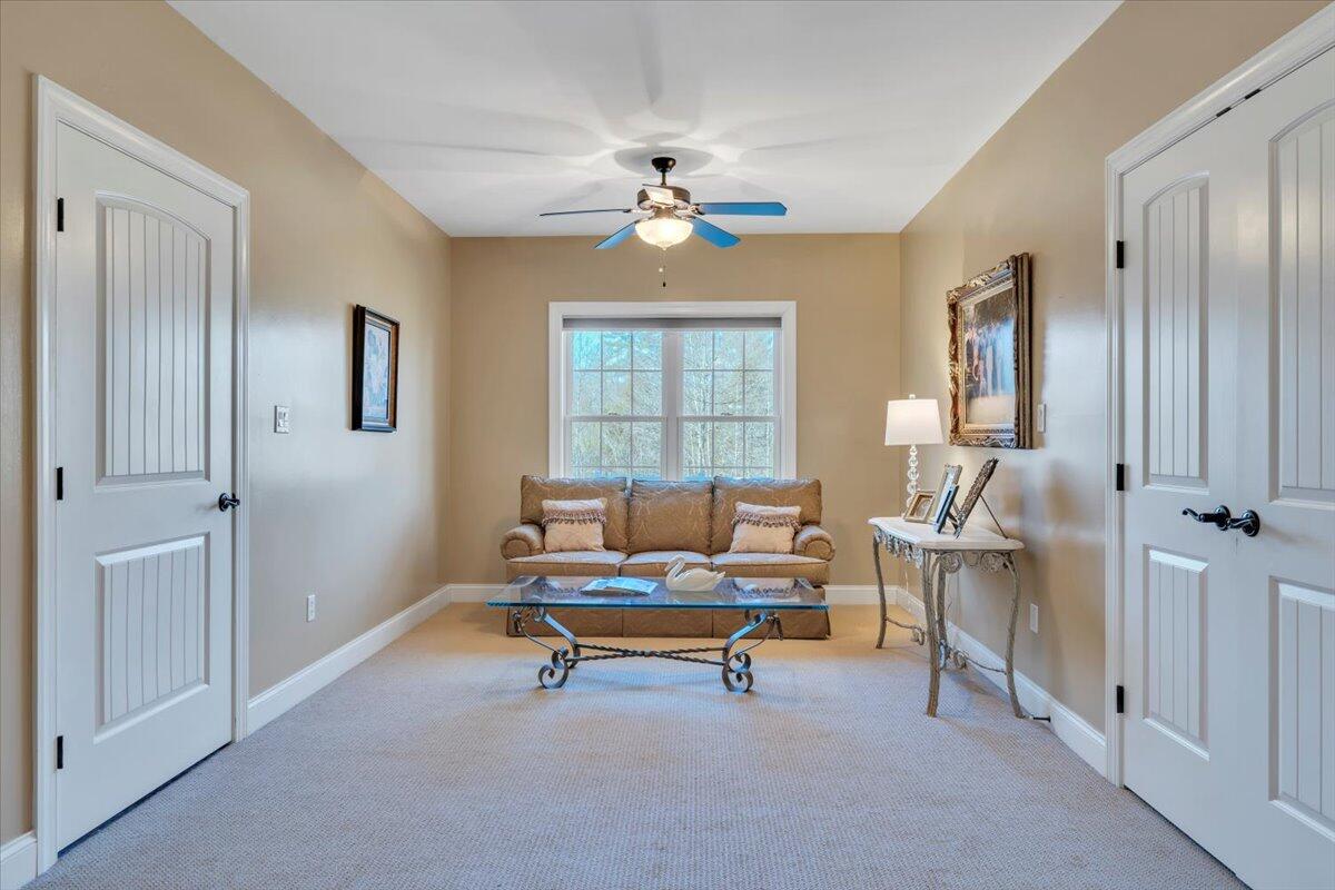 5565 Carons View Lane Roanoke, VA 24014 - Photo 83 of 118 a living room with furniture and a window