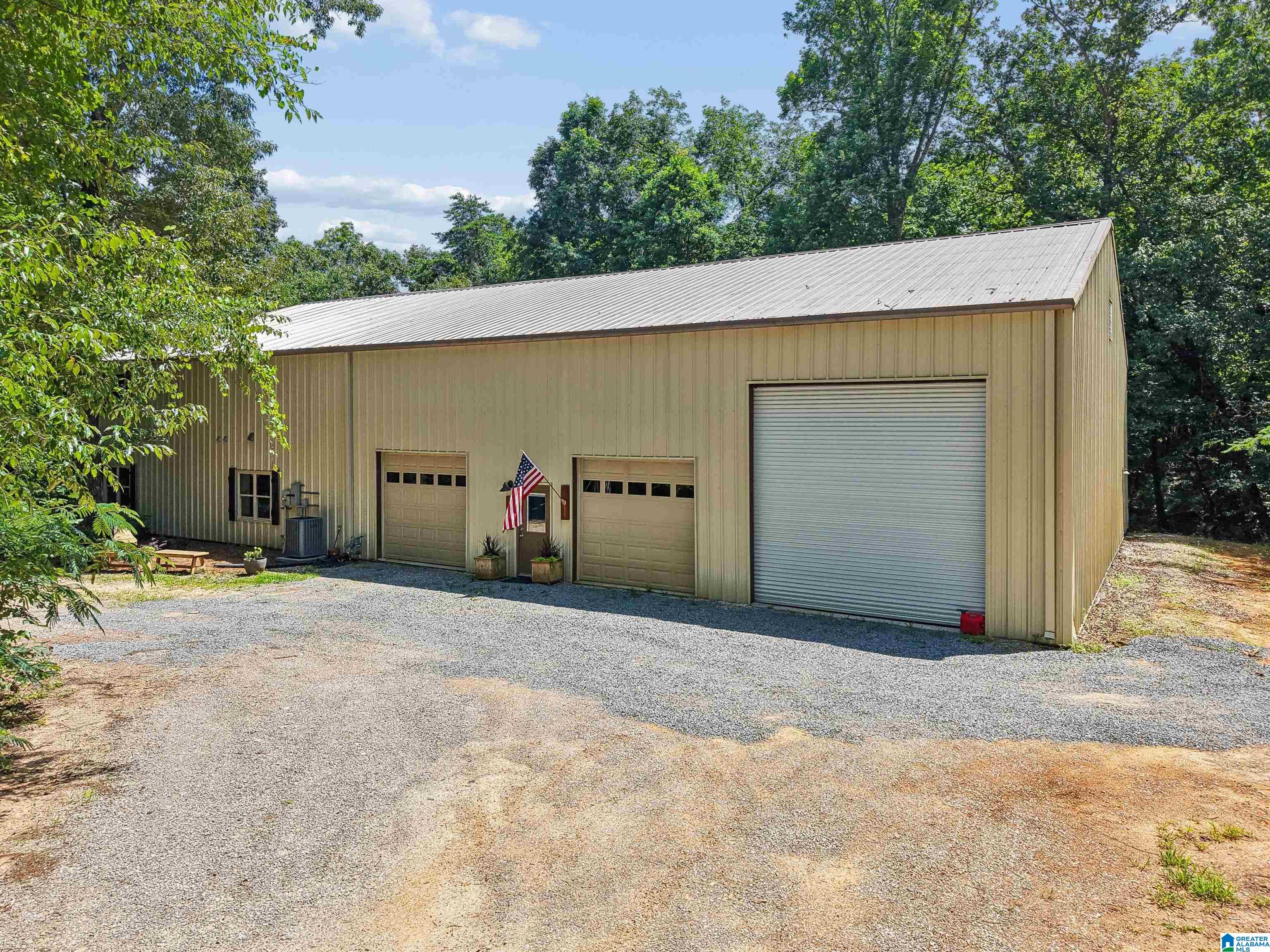 1961 Mountain View Road Birmingham, AL 35210 - Photo 6 of 49