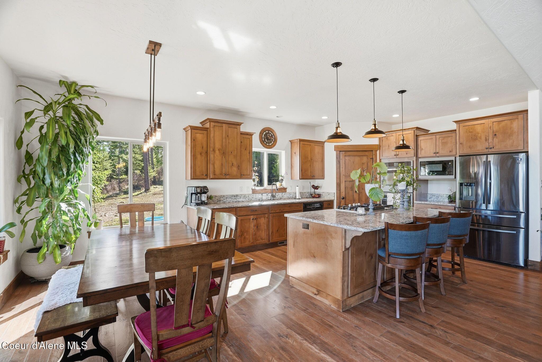 5774 West Kidd Island Road Coeur D'Alene, ID 83814 - Photo 11 of 44 Inside-Media-Kidd-9