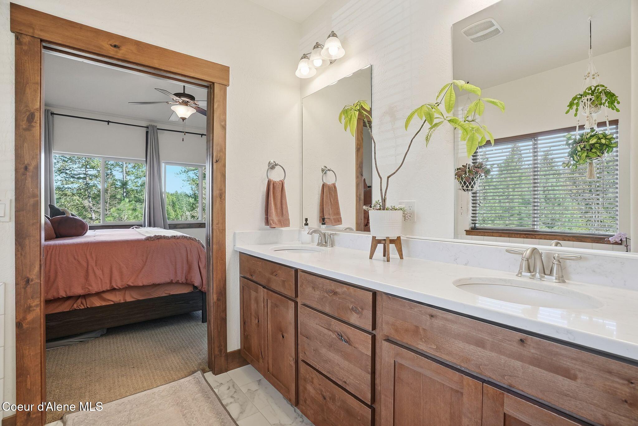 5774 West Kidd Island Road Coeur D'Alene, ID 83814 - Photo 17 of 44 Inside-Media-Kidd-15