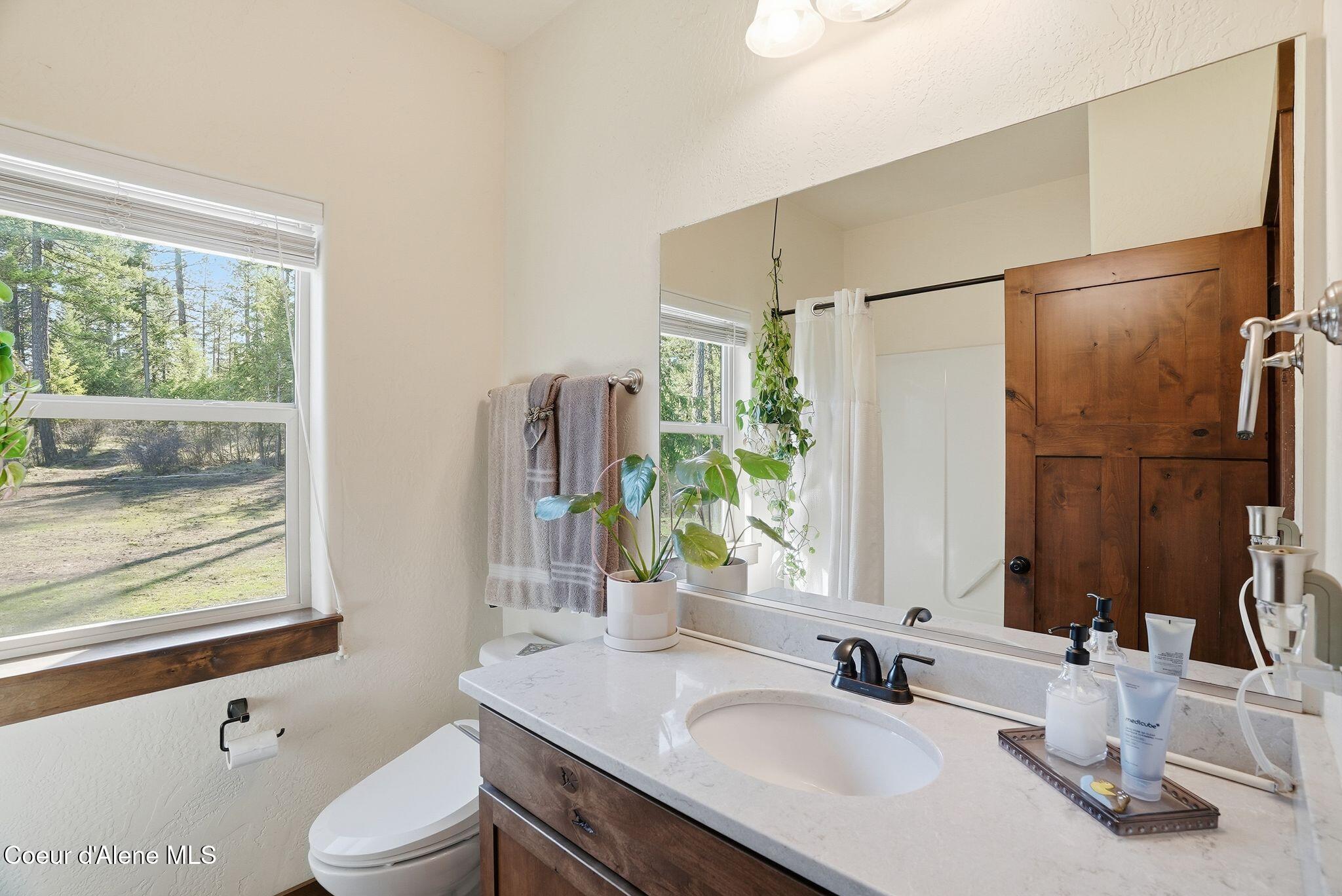 5774 West Kidd Island Road Coeur D'Alene, ID 83814 - Photo 21 of 44 Inside-Media-Kidd-19