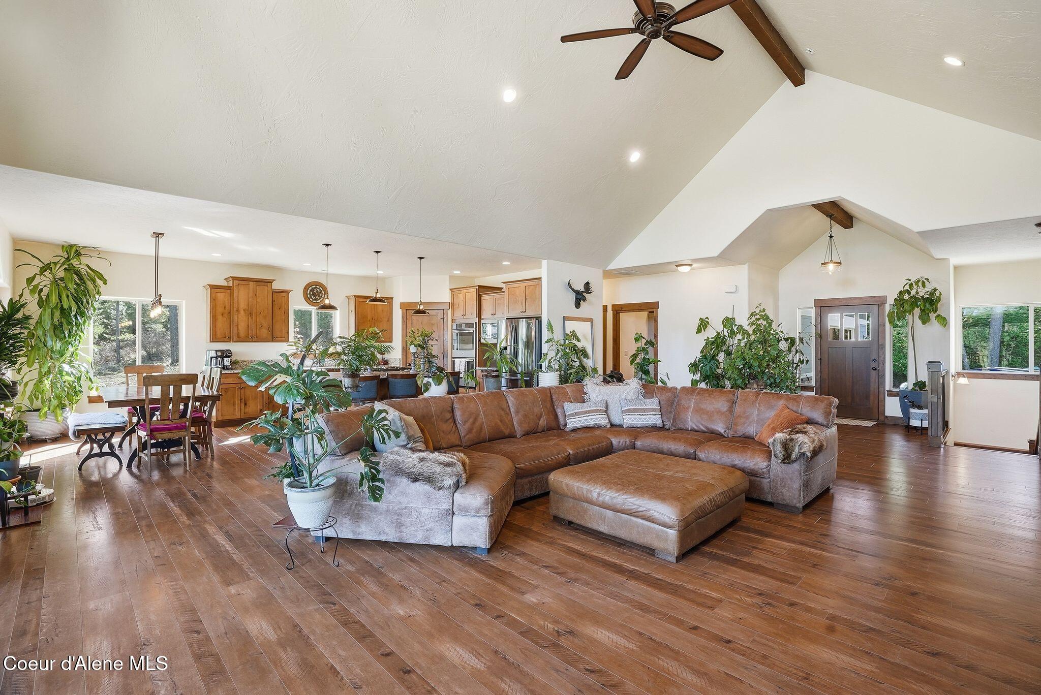 5774 West Kidd Island Road Coeur D'Alene, ID 83814 - Photo 9 of 44 Inside-Media-Kidd-7