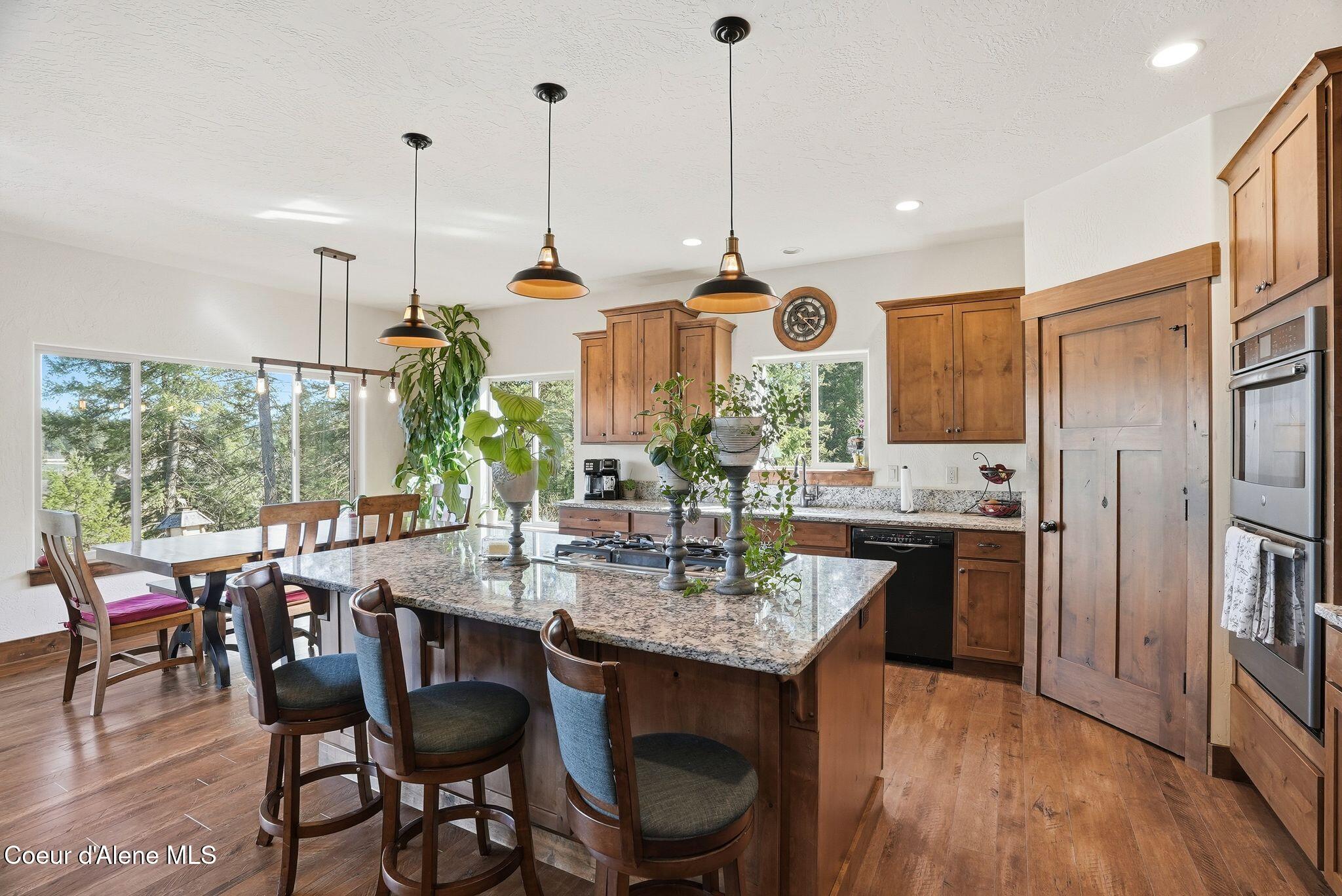 5774 West Kidd Island Road Coeur D'Alene, ID 83814 - Photo 10 of 44 Inside-Media-Kidd-8