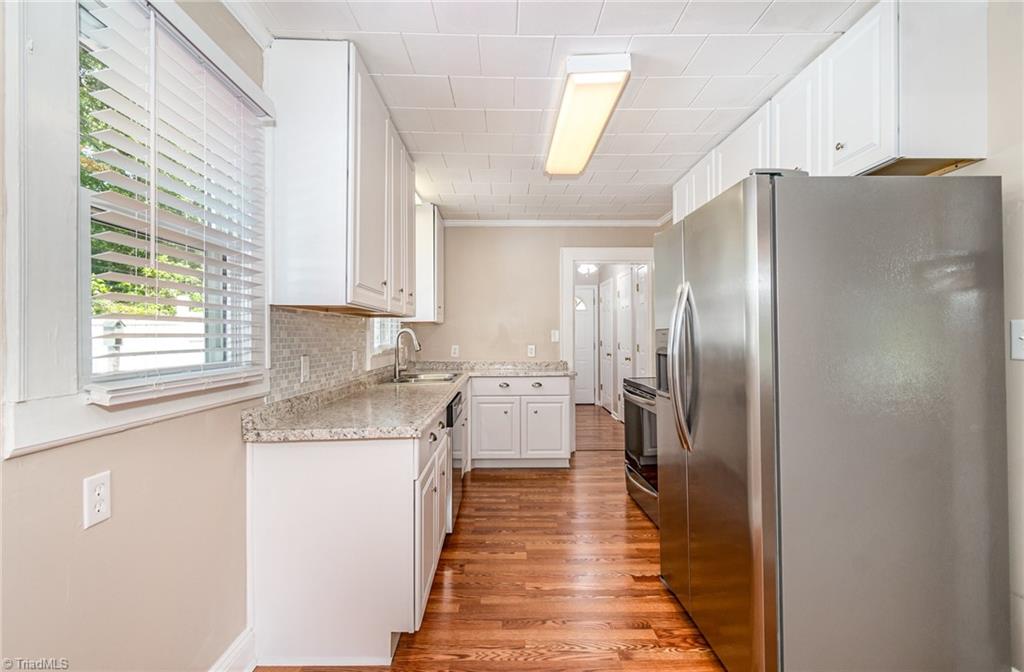 208 Rockspring Drive Thomasville, NC 27360 - Photo 14 of 28 Gallery Image 14