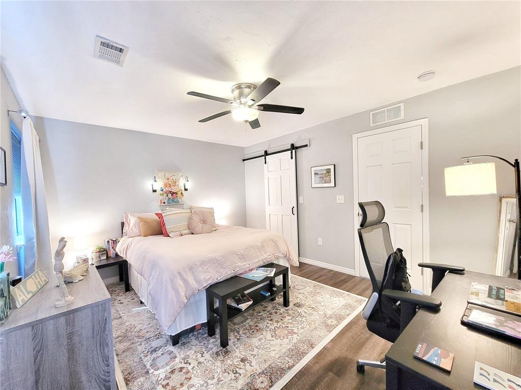 2830 Southwest 14th Drive Gainesville, FL 32608 - Photo 12 of 22