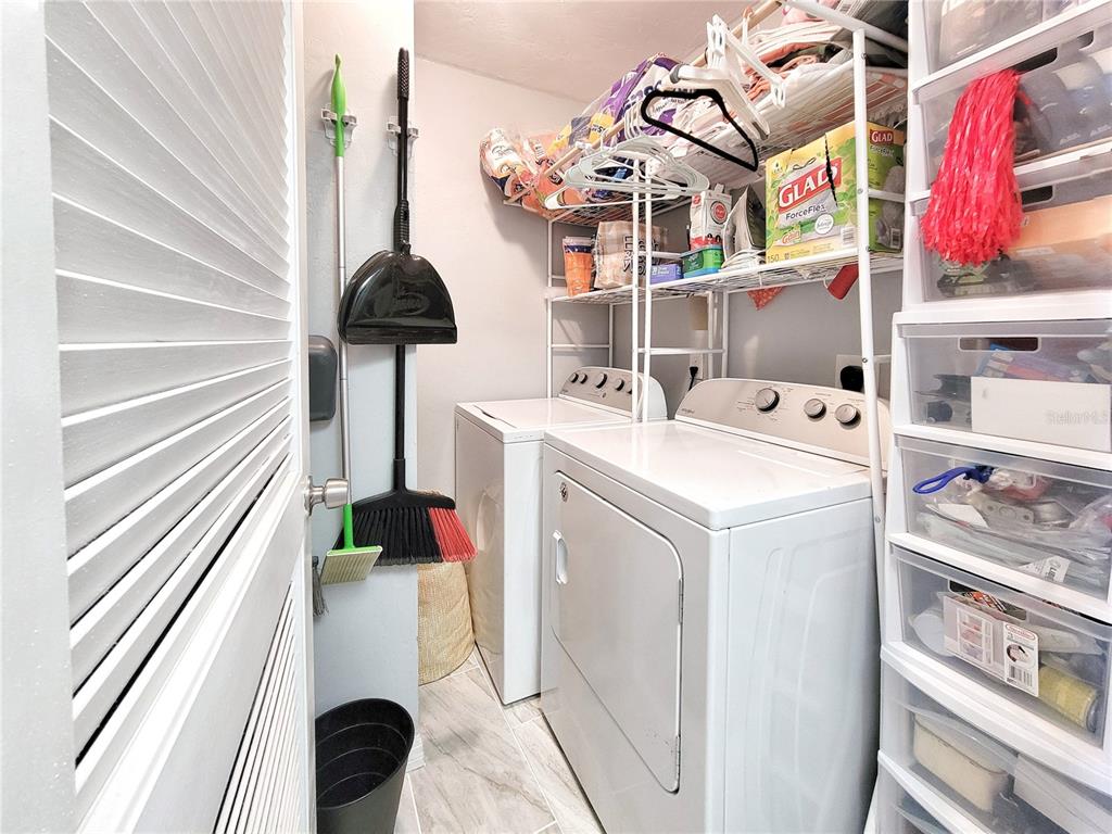 2830 Southwest 14th Drive Gainesville, FL 32608 - Photo 17 of 21