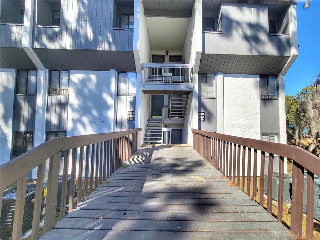 2830 Southwest 14th Drive Gainesville, FL 32608 - Photo 2 of 21