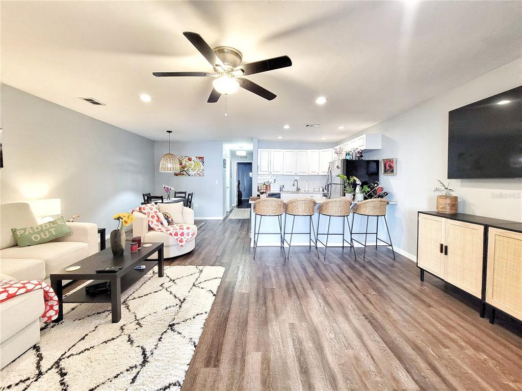 2830 Southwest 14th Drive Gainesville, FL 32608 - Photo 3 of 21