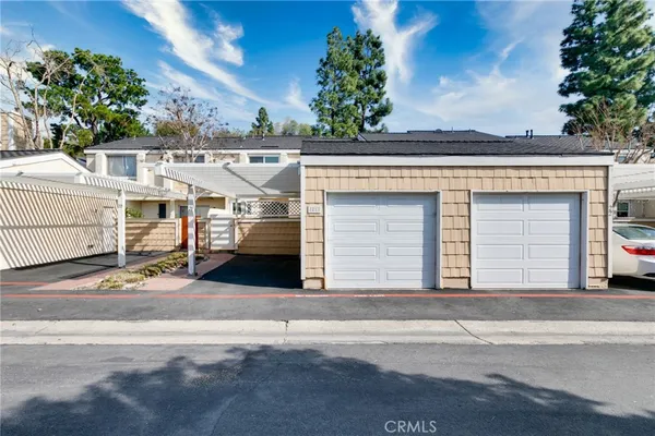$3,595 | 3340 East Collins Avenue, Unit 21, Orange, CA 92867