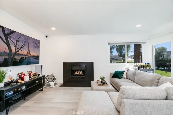 $3,595 | 3340 East Collins Avenue, Unit 21, Orange, CA 92867