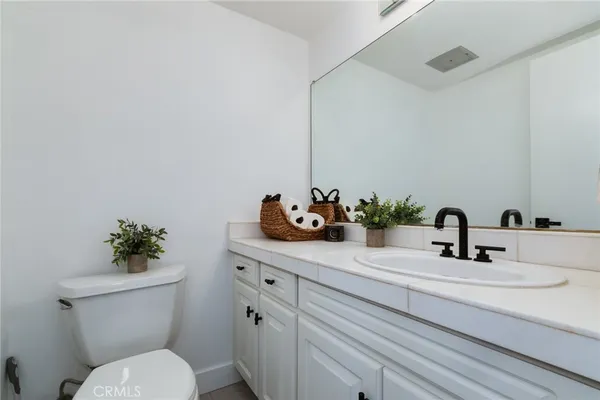 $3,595 | 3340 East Collins Avenue, Unit 21, Orange, CA 92867