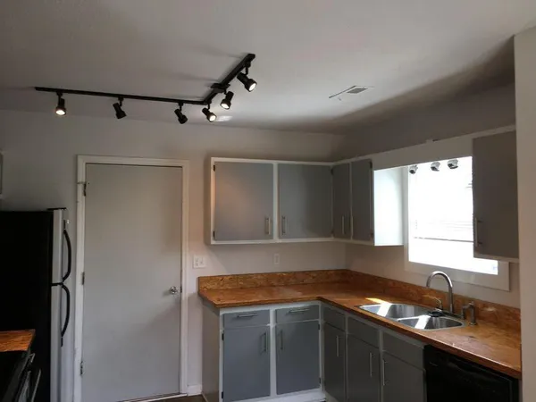 $1,950 | 8057 Eberly Avenue, North Charleston, SC 29420